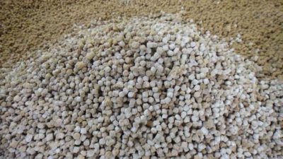 自家製の有機肥料づくり